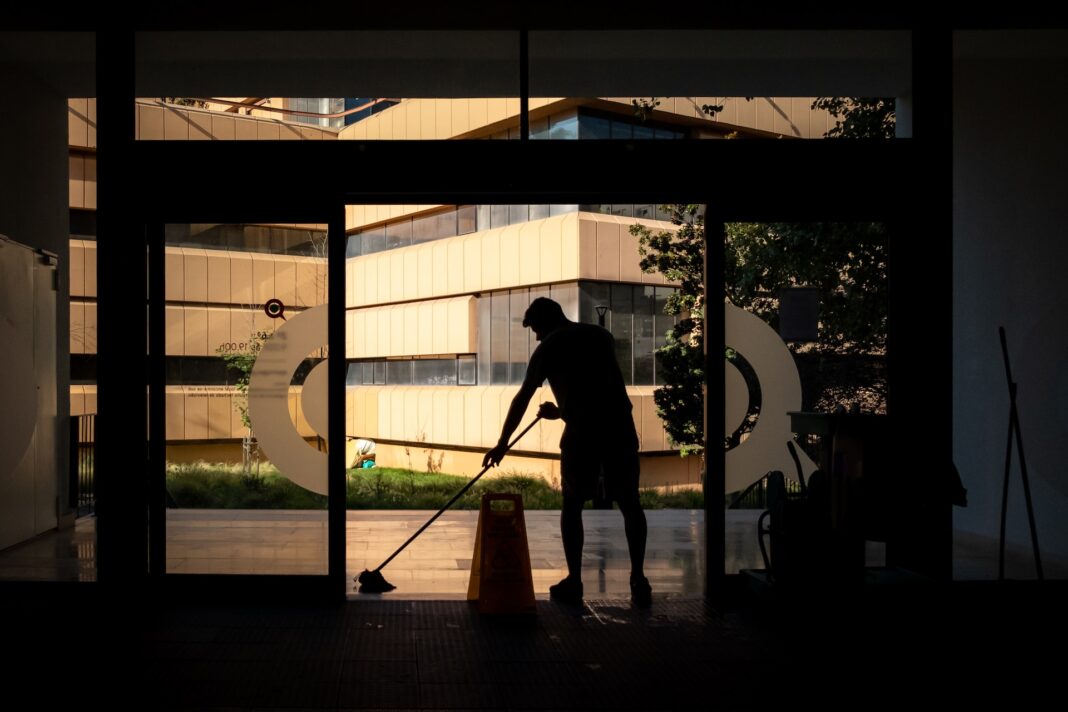 Clean Business, Clear Benefits: Commercial Cleaning in Singapore