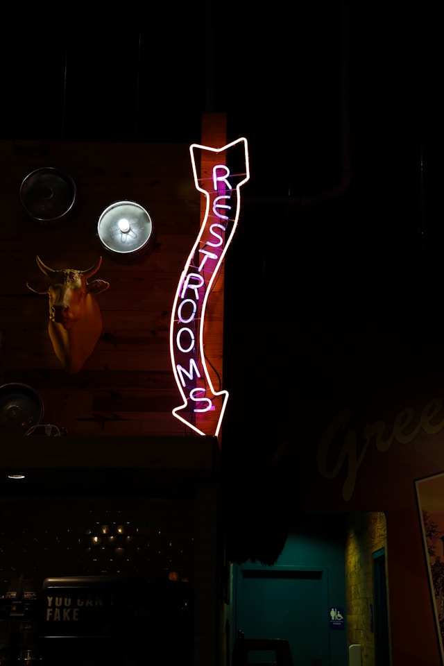 Indoor LED Signage vs Traditional Signboards